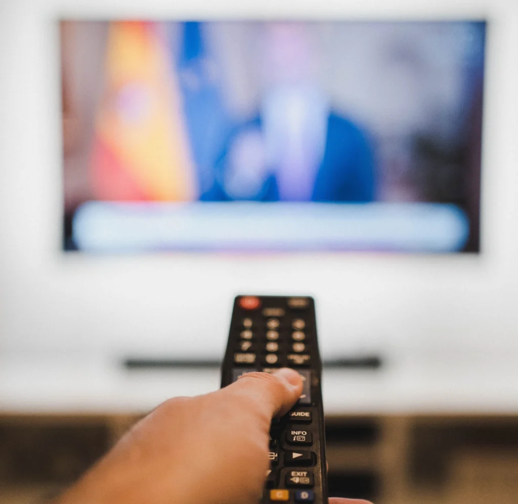 télécommande face tv
